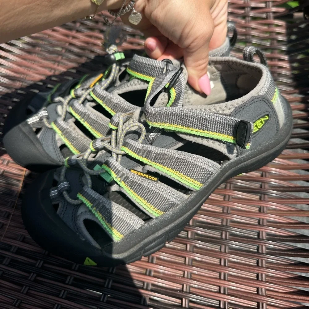 Keen Kid's Newport H2 Waterproof Sandals - Racer Gray Size 3